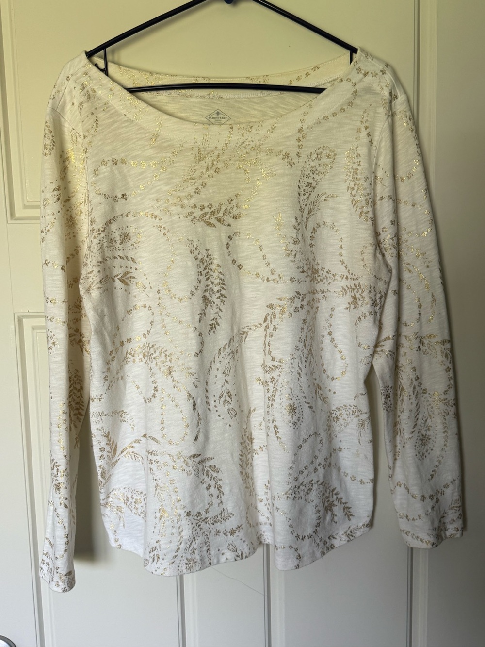 St. John's Bay Women's Cream Long-Sleeve Metallic Swirl Top